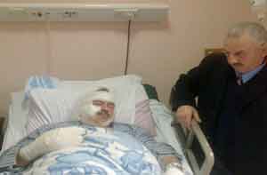 نجا من الموت باعجوبة.. مهندس في اربد يتعرض لـ 17 طعنة أمام منزله 