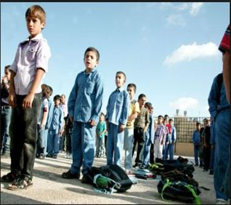 كرفانات لمدرسة في لواء القصر لحل مشكلة الاكتظاظ