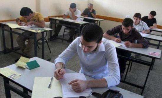 117491 مشتركا ومشتركة يتقدمون لامتحان التوجيهي في أول جلساته الأحد 117491 مشتركا ومشتركة يتقدمون لامتحان التوجيهي في أول جلساته الأحد