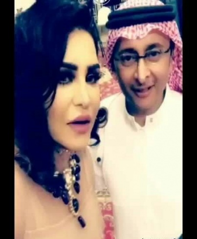 عبدالمجيد عبدالله يفاجئ أحلام بطلب.. وهي تلتزم الصمت! عبدالمجيد عبدالله يفاجئ أحلام بطلب.. وهي تلتزم الصمت!