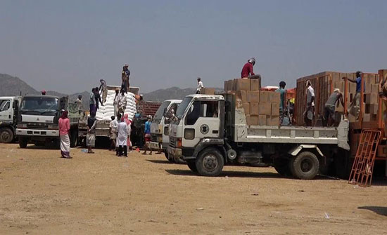 تقرير أممي يكشف عمليات نهب الحوثيين للمساعدات الإغاثية تقرير أممي يكشف عمليات نهب الحوثيين للمساعدات الإغاثية