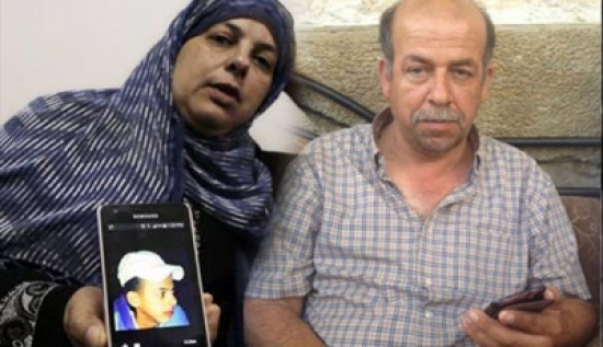 نتنياهو معزيا والد أبو خضير: "أنا مصدوم من هذا العمل الحقير" نتنياهو معزيا والد أبو خضير: "أنا مصدوم من هذا العمل الحقير"