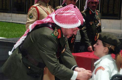 رولا العمرو حالة اردنية لرفض الارهاب والتمسك بالحياة رولا العمرو حالة اردنية لرفض الارهاب والتمسك بالحياة