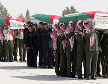 شهداء القوات المسلحة في هاييتي يصلون الى عمان فجر الثلاثاء شهداء القوات المسلحة في هاييتي يصلون الى عمان فجر الثلاثاء