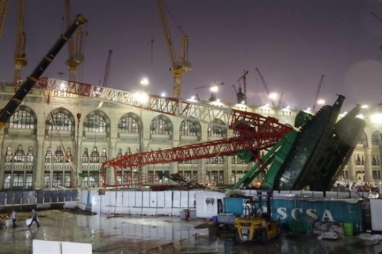 خفايا سقوط رافعة الحرم .. ملياردير و13 متهماً بينهم أردني خفايا سقوط رافعة الحرم .. ملياردير و13 متهماً بينهم أردني