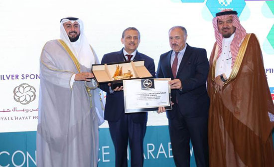 الأردن يحصل على جائزة التميز في السياحة العلاجية الأردن يحصل على جائزة التميز في السياحة العلاجية