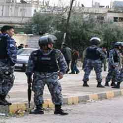 الامن العام يفرق نحو 250 شخصا من عائلتين تشاجروا في العقبة  