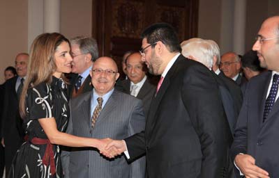 الملكة تكرم داعمي المرحلة الثانية من مبادرة "مدرستي"