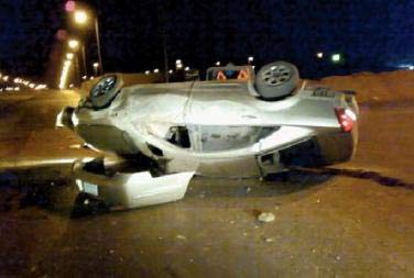 إصابة 5 أشخاص في حادث تدهور على الطريق الصحراوي