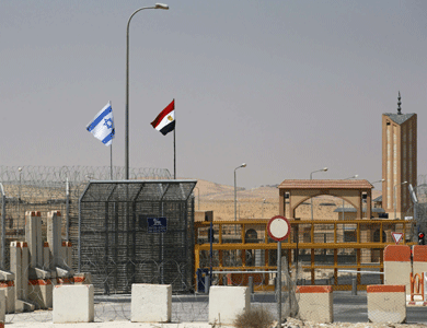 نتنياهو يطالب بالسماح للجيش المصري إعادة الإستقرار في البلاد نتنياهو يطالب بالسماح للجيش المصري إعادة الإستقرار في البلاد