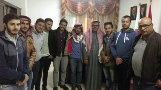 أمين عام حزب الجبهة الأردنية الموحدة يلتقي أعضاء كتلة الرؤيا الطلابية الموحدة أمين عام حزب الجبهة الأردنية الموحدة يلتقي أعضاء كتلة الرؤيا الطلابية الموحدة