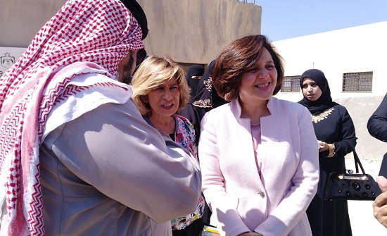 وزيرة التنمية تتفقد مشاريع تنموية بالبادية الشمالية الغربية