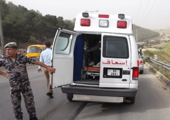 الدفاع المدني يجري عملية ولادة داخل منزل الدفاع المدني يجري عملية ولادة داخل منزل