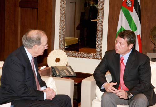 الملك يستقبل مبعوث الرئيس الاميركي لعملية السلام