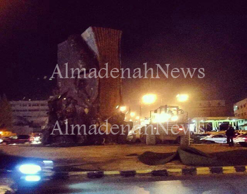 بالصور : الأمانة تباشر بإزالة الدوار السابع