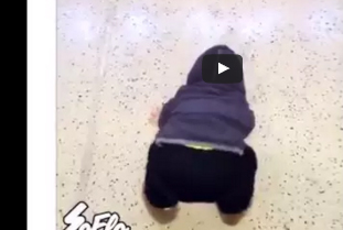 شاهد.. طفل يشعل «فيس بوك» برقصة