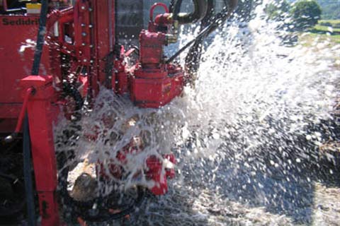 وزارة المياه تحجم عن اغاثة مشروع القطرانة الزراعي