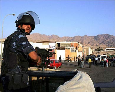 "هآرتس": اعتقالات في الأردن على خلفية محاولة اغتيال دبلوماسيين إسرائيليين