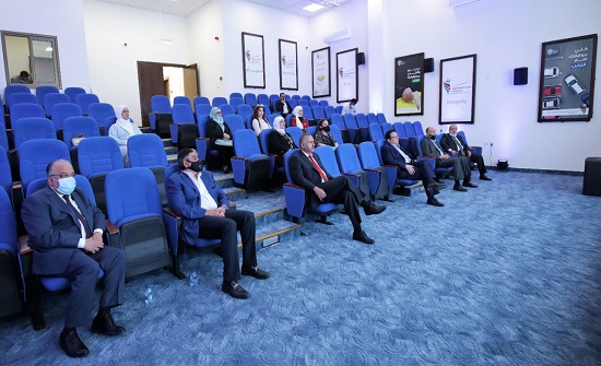 الكلالدة يلتقي " حوارات المستقبل"