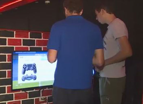 بالفيديو : بطولات بلاي ستيشن تلقى رواجا بالأردن