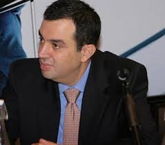 فاخوري ووزير العدل السويدي يبحثان التعاون الاقتصادي والتنموي