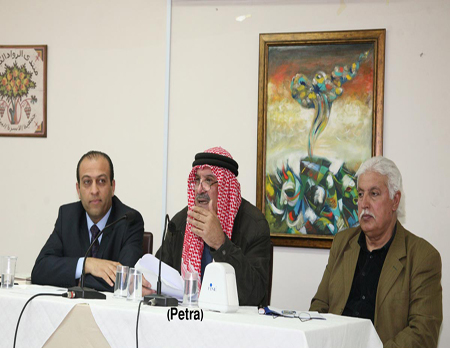 ندوة نقدية حول الشعر الاردني المعاصر في منتدى الرواد ندوة نقدية حول الشعر الاردني المعاصر في منتدى الرواد