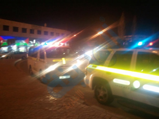 مواطن ينهار عصبيا بعد ملامسة سيارته لأخرى في دوار الواحة ( صور )