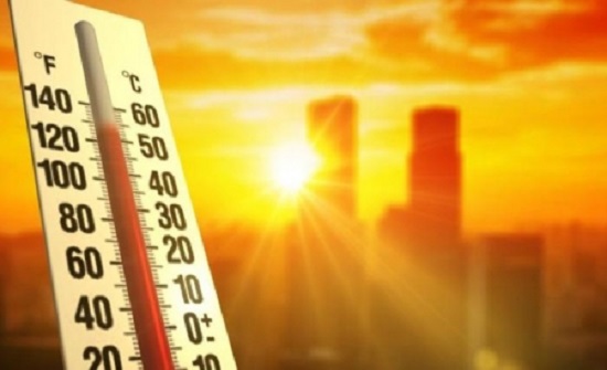 الجمعة اجواء صيفية مائلة للحرارة نسبيا الجمعة اجواء صيفية مائلة للحرارة نسبيا