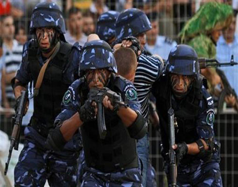 آخر صرعة : الشرطة الفلسطينية تقتحم مراكز تابعة لها آخر صرعة : الشرطة الفلسطينية تقتحم مراكز تابعة لها