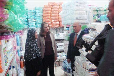 وزيرة الصناعة تتفقد الأسواق الاستهلاكية في معان