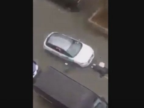 فيديو مروع.. مسلمة تتعرض للدهس في بروكسل