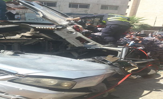 بالصور : وفاة شخص وإصابة (5) آخرين اثر حادث تدهور قلاب في محافظة العاصمة بالصور : وفاة شخص وإصابة (5) آخرين اثر حادث تدهور قلاب في محافظة العاصمة