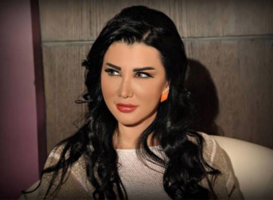 فيديو - جيني إسبر تشعل "انستغرام" بحركاتها الرياضية فيديو - جيني إسبر تشعل "انستغرام" بحركاتها الرياضية