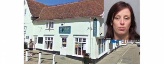 بريطانية تحرق مطعمًا لأنها لم تحصل على وجبتها