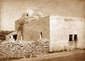 عشرات الاسرائيليين يدخلون معبدا يهوديا في أريحا ويرفعون العلم الإسرائيلي 