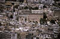 الاضراب الشامل يعم الخليل 