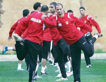 ذيب ينضم لتدريبات المنتخب الوطني و المحارمة جاهز