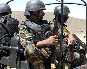  اليمن يعتقل 80 شخصا فيما يتصل باضطرابات الجنوب