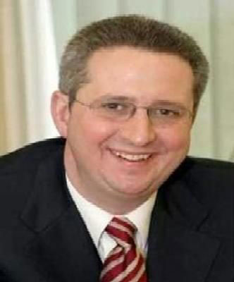 وزير الدولة في الخارجية البريطانية يزور المملكة