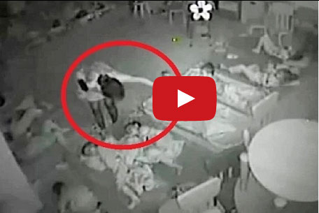 كاميرا مراقبة تفضح كواليس حضانة أطفال