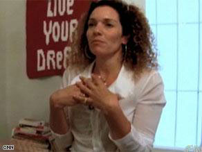 "حقائب سارة" مشروع يأخذ أحلام سجينات لبنان إلى العالم