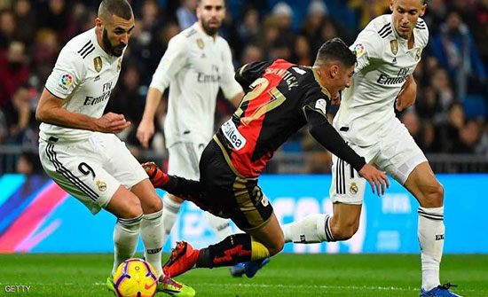 بعد هزيمة تاريخية.. ريال مدريد يفوز وسط صيحات استهجان بعد هزيمة تاريخية.. ريال مدريد يفوز وسط صيحات استهجان