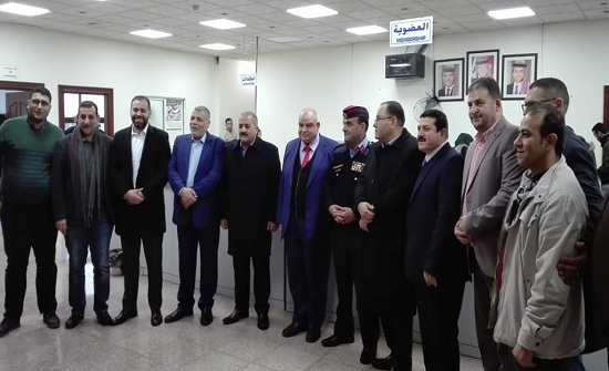 محافظ اربد يبحث مع مجلس إدارة غرفة تجارة المحافظة المنتخب سبل النهوض بالقطاع محافظ اربد يبحث مع مجلس إدارة غرفة تجارة المحافظة المنتخب سبل النهوض بالقطاع