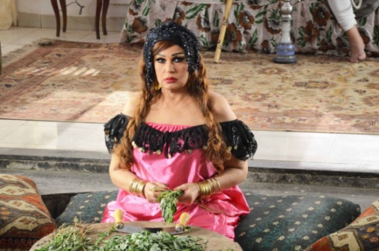 أحلام قطعت علاقتها بفيفي عبده وتعاني الهستيريا بسبب شمس الكويتية
