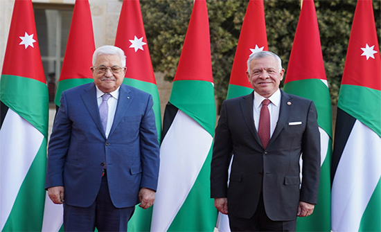 الملك يتلقى اتصالا هاتفيا من الرئيس الفلسطيني الملك يتلقى اتصالا هاتفيا من الرئيس الفلسطيني