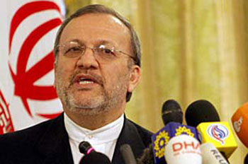 متكي: ايران ستتعاون مع وكالة الطاقة الذرية وستواصل المحادثات