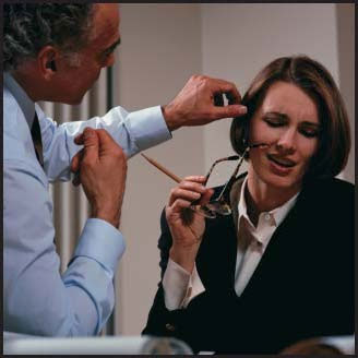 راتب الشهر ثمن تحرش الموظف