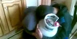 بالفيديو.. أقوى مقطع ساخر عن أزمة الأنابيب في مصر بالفيديو.. أقوى مقطع ساخر عن أزمة الأنابيب في مصر