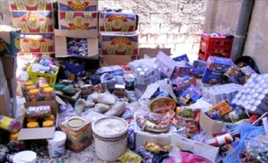 اتلاف 800 كغم مواد غذائية غير صالحة للاستهلاك البشري في المفرق اتلاف 800 كغم مواد غذائية غير صالحة للاستهلاك البشري في المفرق