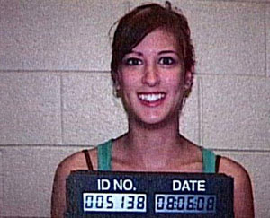 السجن تسع سنوات لامراة مارست الجنس مع صبى 